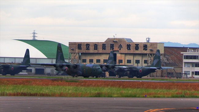 C-130H ターボプロップ音を聞くシーン