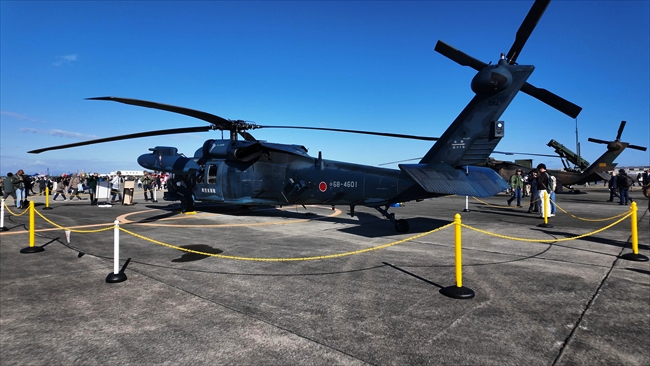 明野駐屯地記念行事　空自UH-60J