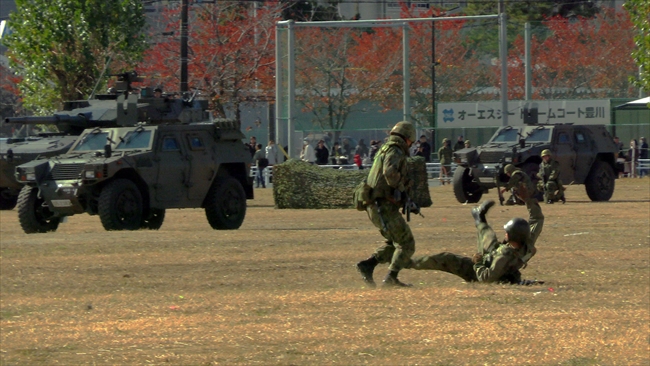 豊川駐屯地記念行事　訓練展示　格闘戦