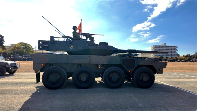 豊川駐屯地記念行事　観閲行進　MCV